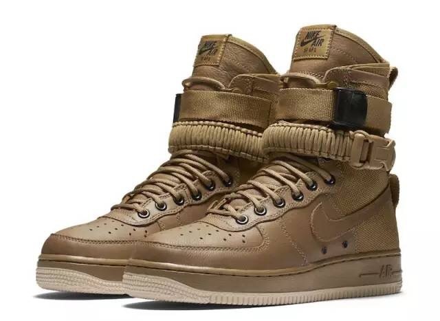 Special Field Air Force 1 [X. 4] - Cliquez sur l'image pour la fermer